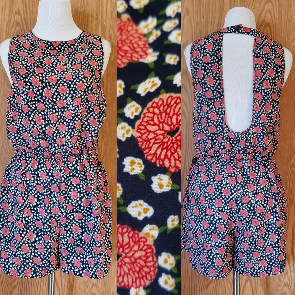 Urban Outfitters Kimchi Blue floral print romper polyester size S
